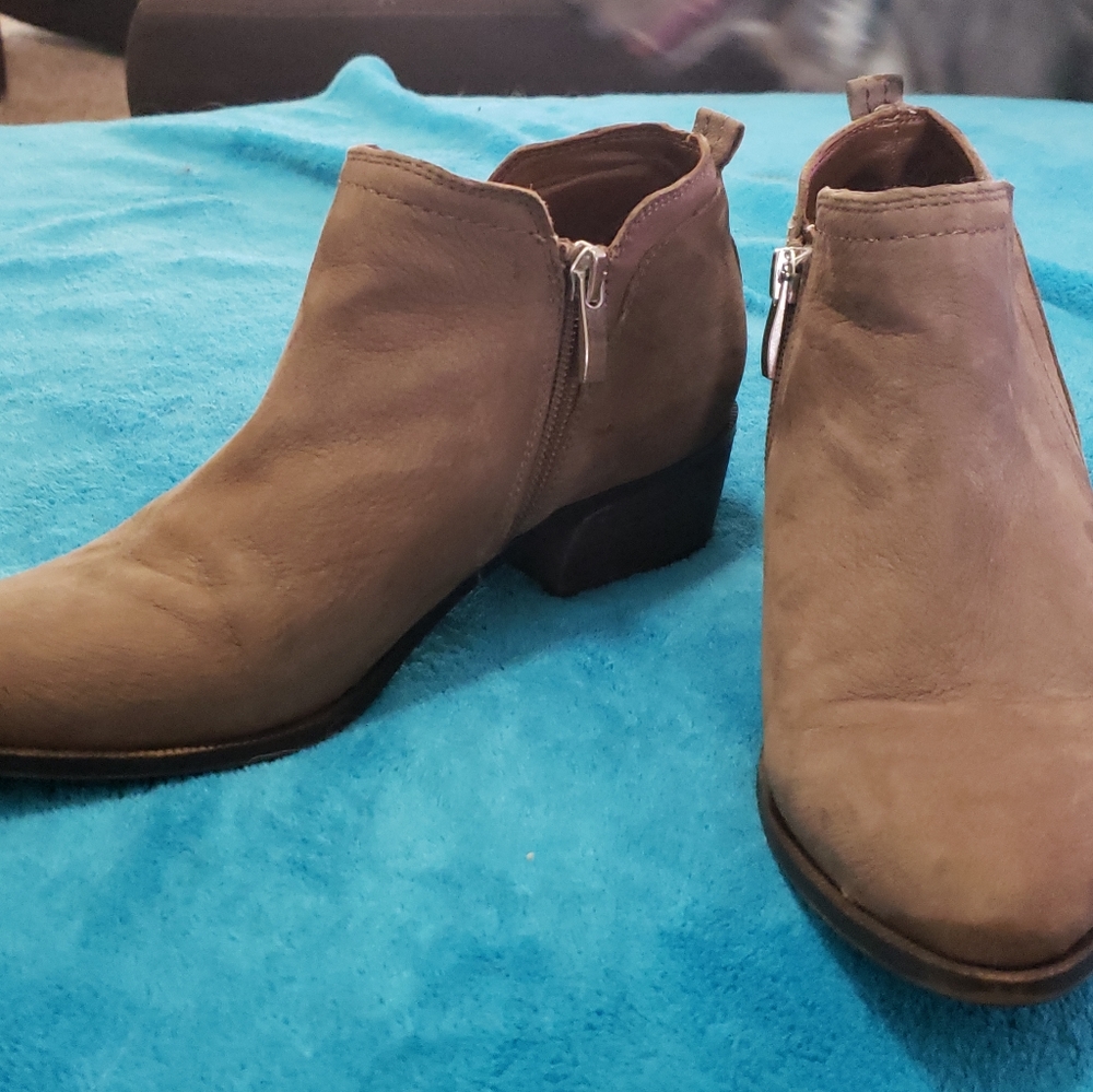 Booties - Picture 4 of 4